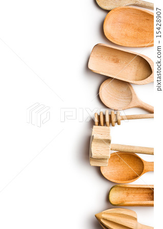 border of wooden kitchen utensils border of wooden kitchen utensils 15428907