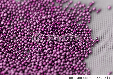 Pile pink balls 15429514