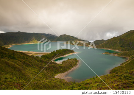 Caldera Lago di Fogo - lake on Azores Islands Caldera Lago di Fogo - lake on Azores Islands 15430153