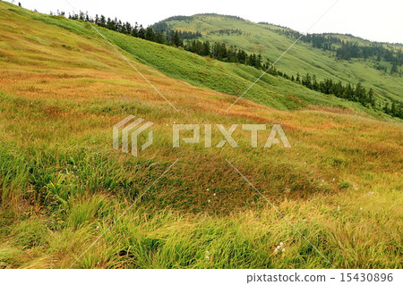 Aizu Komagatake in early autumn Aizu Komagatake in early autumn 15430896