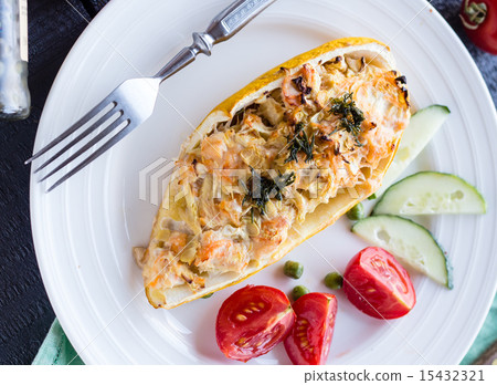 stuffed zucchini with chicken and vegetables 15432321