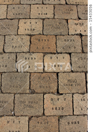 Brick tatami 15433056