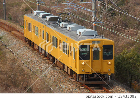 [JR-Y] Kure Line 105 Series Train (Mihara⇔Hiroshima) 15433092