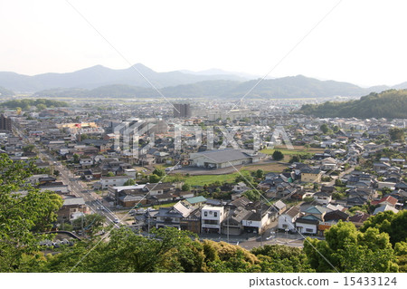 Ogi市的鳥瞰圖。 Ogi市的鳥瞰圖。 15433124