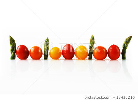 Asparagus and petite tomato water drops 15433216