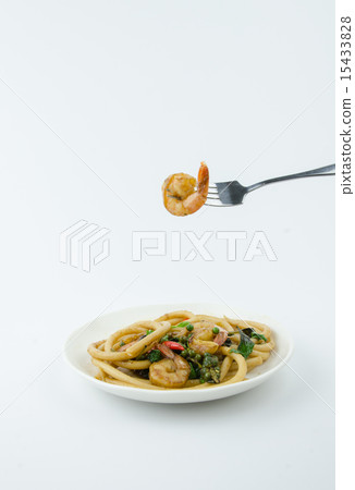 Spicy fried spaghetti seafood Spicy fried spaghetti seafood 15433828