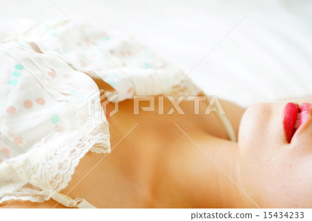 A crimson lipstick woman A crimson lipstick woman 15434233