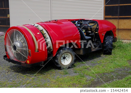 Pesticide spraying vehicle 15442454
