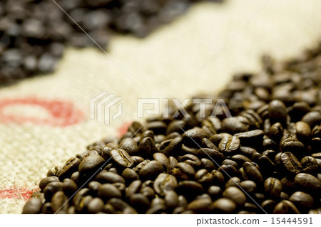 Coffee beans  15444591