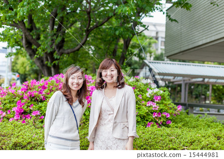 杜鵑花和女人 15444981