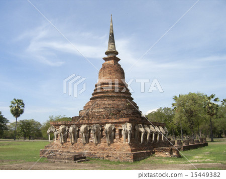 Wat Sorasak Sukhothai ruins Wat Sorasak Sukhothai ruins 15449382