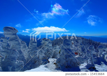Kitayokodake mountaintop ice Kitayokodake mountaintop ice 15453664