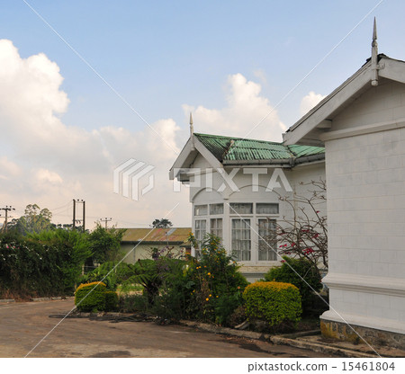 Old English colonial style houses 15461804