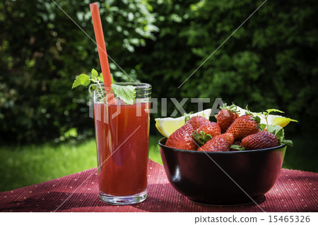 Strawbery juice Strawbery juice 15465326