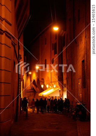 Night in Italy Bologna 15465615