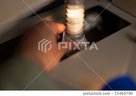 Measures against foul odors from under the sink 15468790