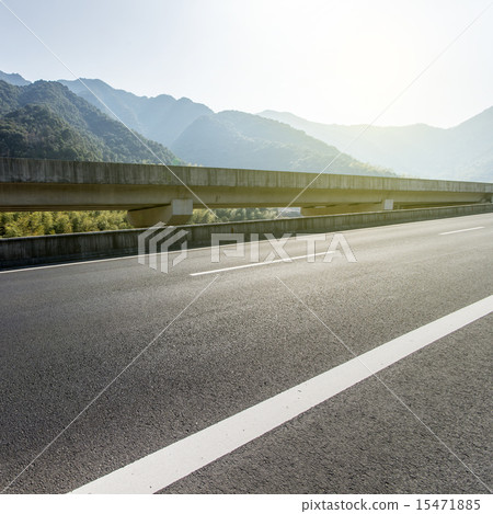 Mountain highway viaduct 15471885