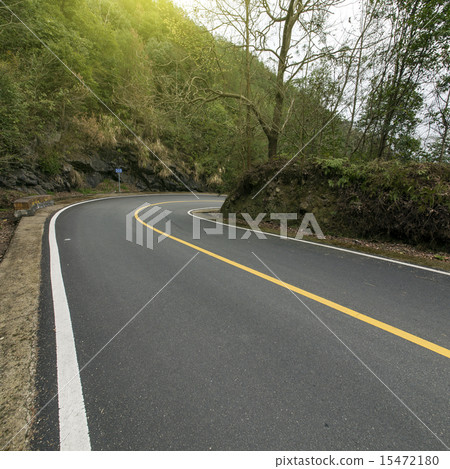 Winding road background 15472180