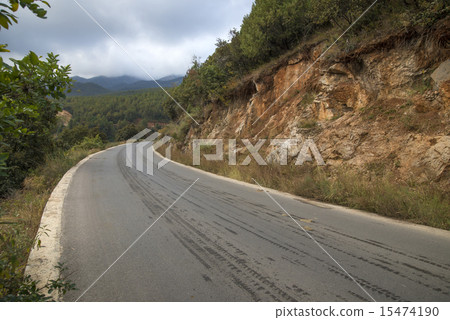 Winding road background 15474190