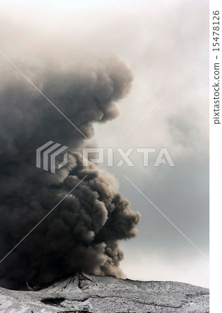 Aso eruption December 2014 15478126