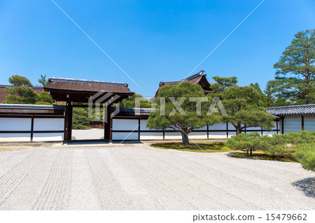 南花園和Teshikamon  -  Ninna-ji 15479662