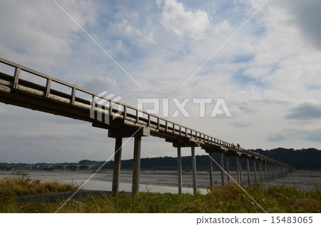 Penglai Bridge over Oi River 15483065