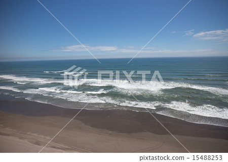 Aerial view of the beautiful coastline 15488253