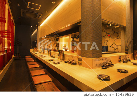 Izakaya counter 15489639
