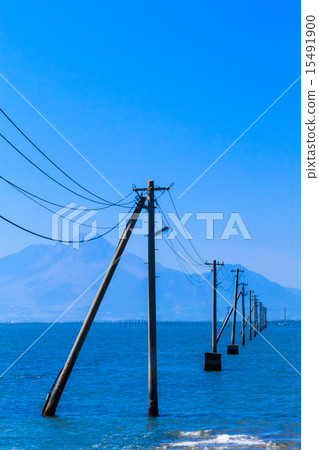 從Uto Sumiyoshido海岸公園看的海底 從Uto Sumiyoshido海岸公園看的海底 15491900