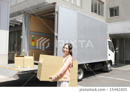 Truck and moving young lady 15492805