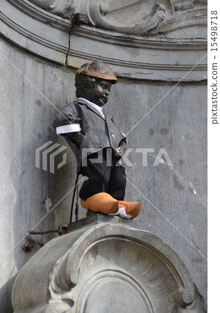 撒尿的撒尿小童 15498718