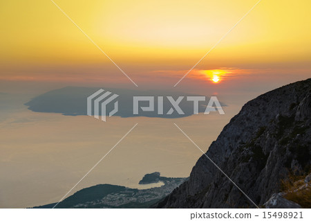 Island Brac and sunset at Biokovo, Croatia 15498921