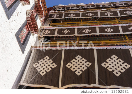 World heritage Tibetan Lhasa's Potala Palace 15502981