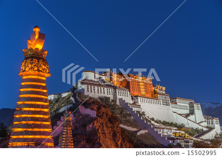 World heritage Tibetan Lhasa's Potala Palace 15502995
