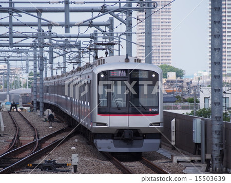 Toyoko Line 5050 series Toyoko Line 5050 series 15503639