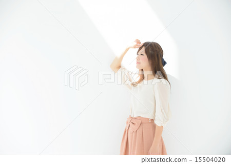 陽光/年輕女士 15504020