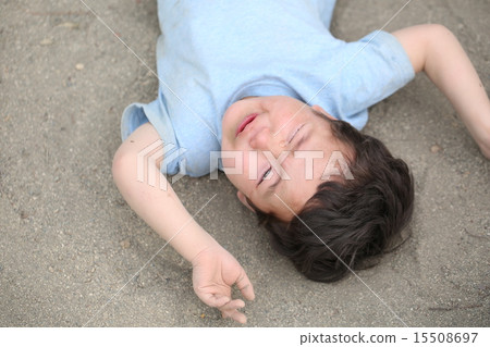 Infant crying 15508697