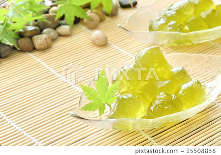 Matcha Warabi Mochi 15508838