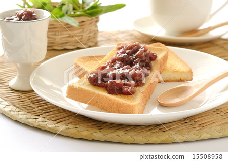  Ogura Toast and Coffee 15508958