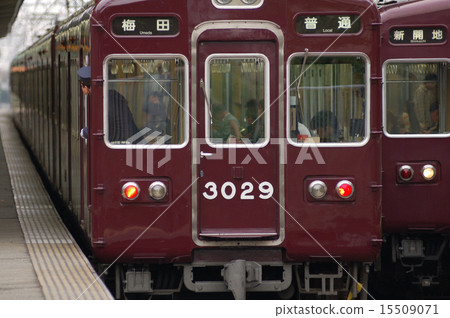 Hankyu train Hankyu train 15509071