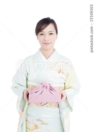 A woman in a kimono 15509303
