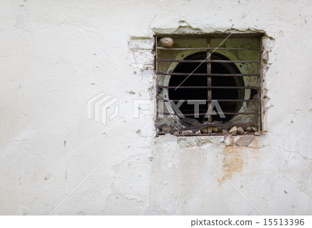 Old weathered wall Old weathered wall 15513396