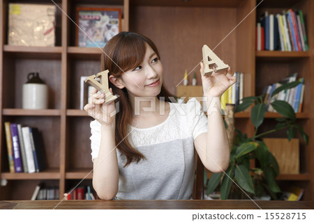 英語會話的女人 15528715