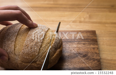 Delicious bread 15532248