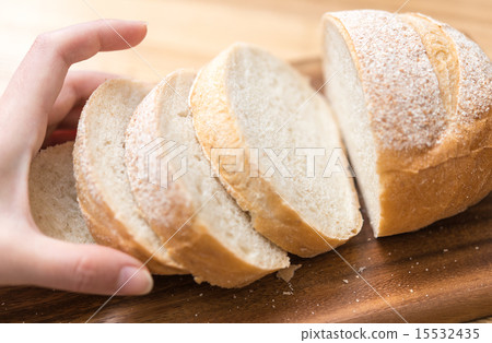 Delicious bread 15532435