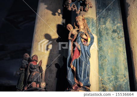 Sculpture 15536664