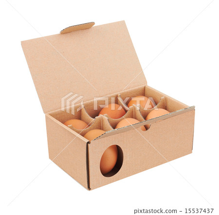 Cardboard box with eggs 15537437