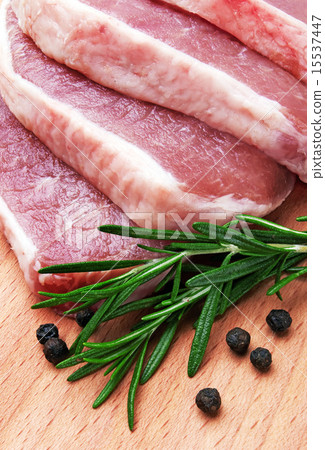 Fresh Raw Meat Fresh Raw Meat 15537447