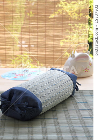 Summer's edge 15537932