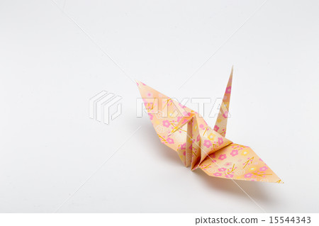 Folding cranes (1 bird) 15544343